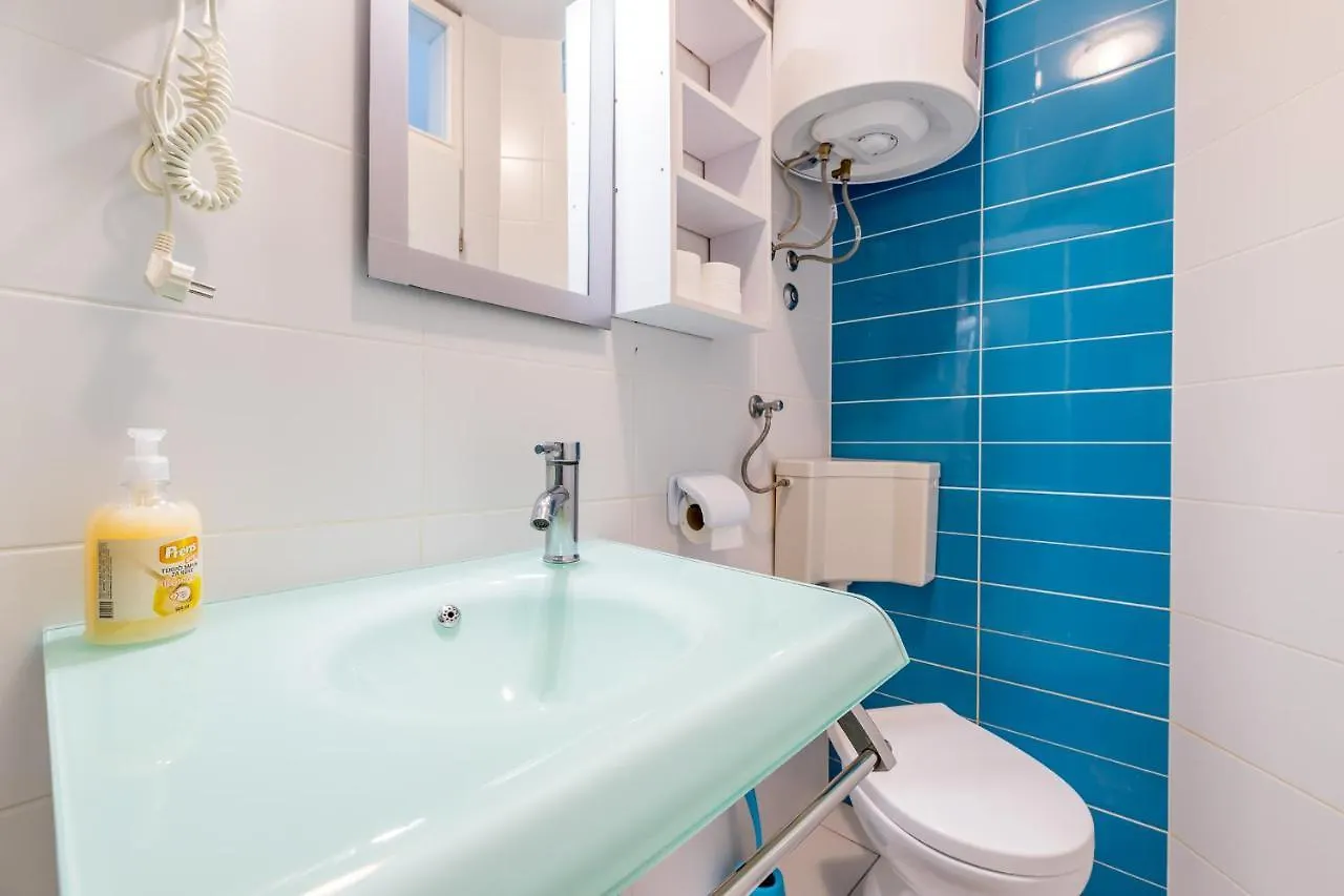 Beach Holiday Baska Apartment