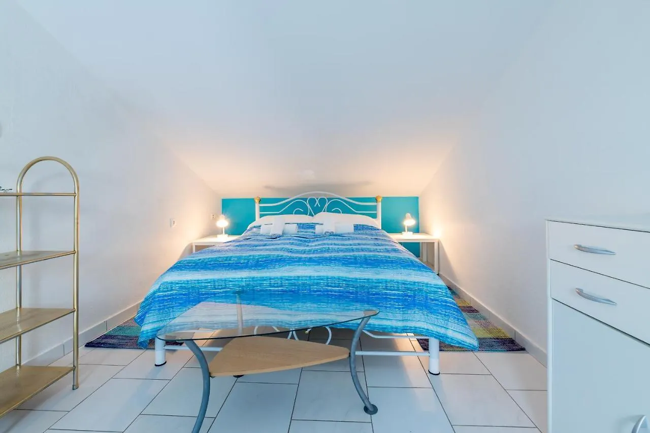 Apartment Beach Holiday Baska Croatia