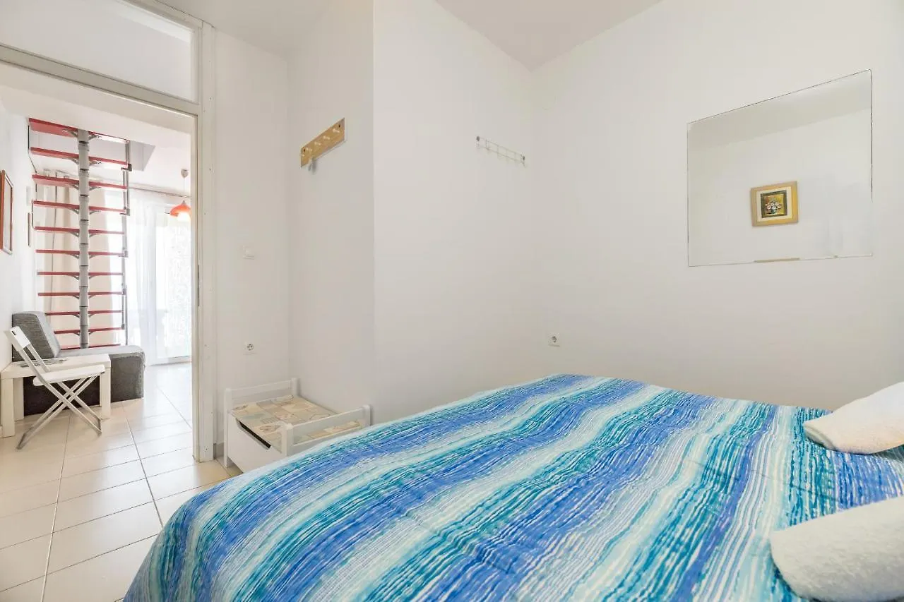 Beach Holiday Baska Apartment