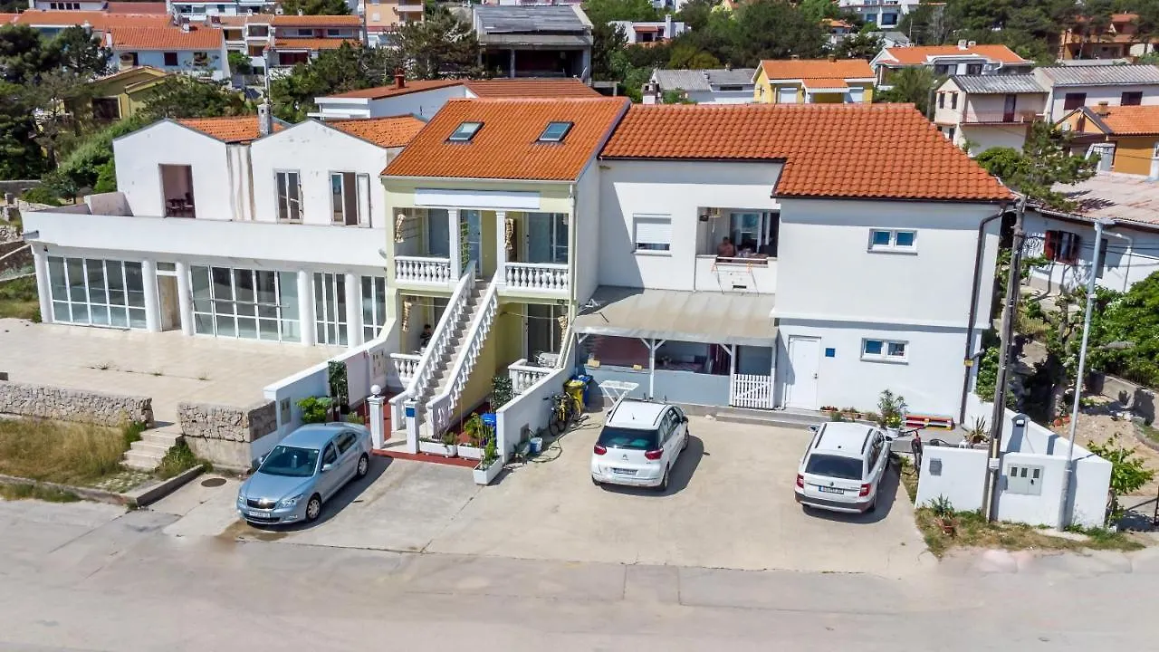 Apartman Beach Holiday Baska
